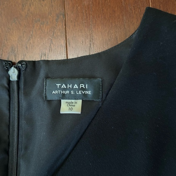 TAHARI ASL Women's Black Metallic-ruffle Cocktail Sheath Dress Reg $128 Size 10 - Picture 8 of 11